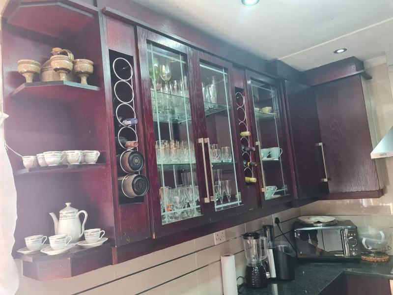 5 Bedroom Property for Sale in Southernwood Eastern Cape